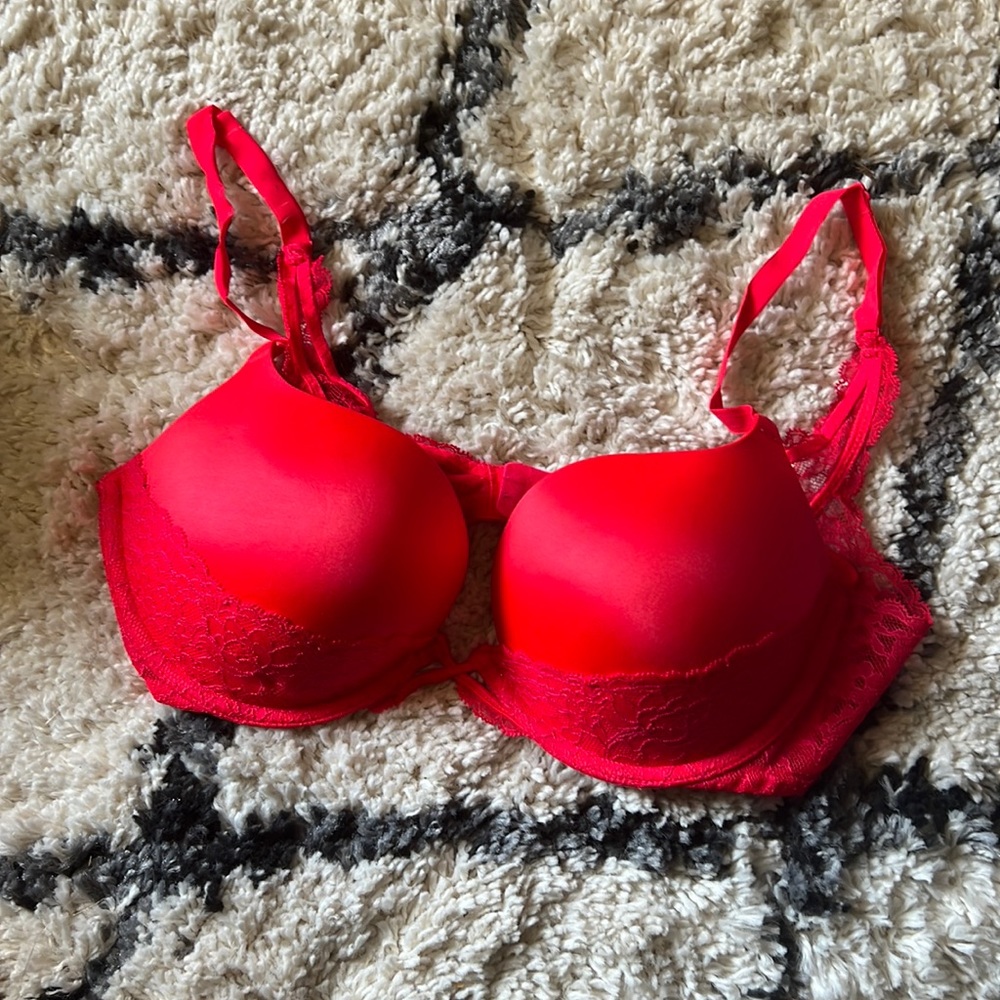 Victoria’s Secret Push-Up Bra